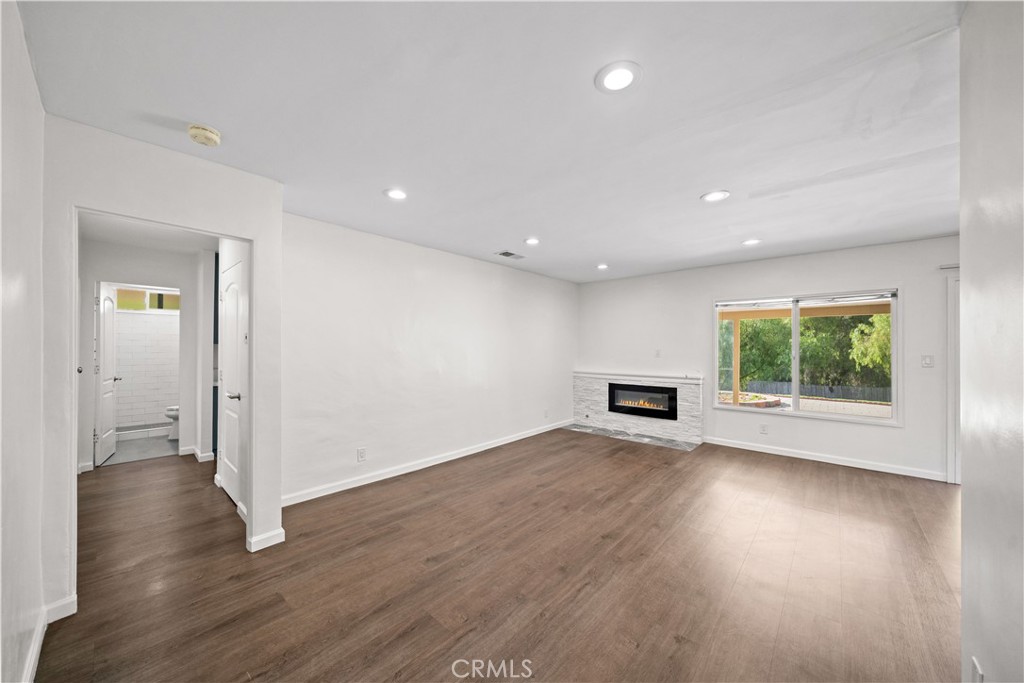 3527 Terrace Drive Property Photo 7