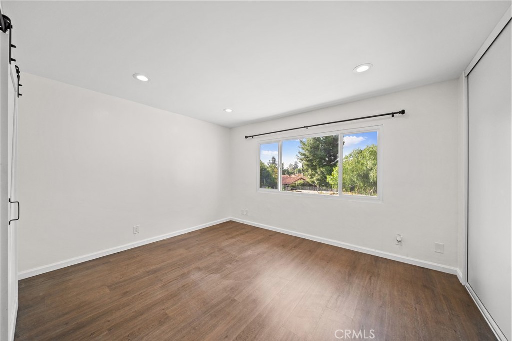 3527 Terrace Drive Property Photo 15
