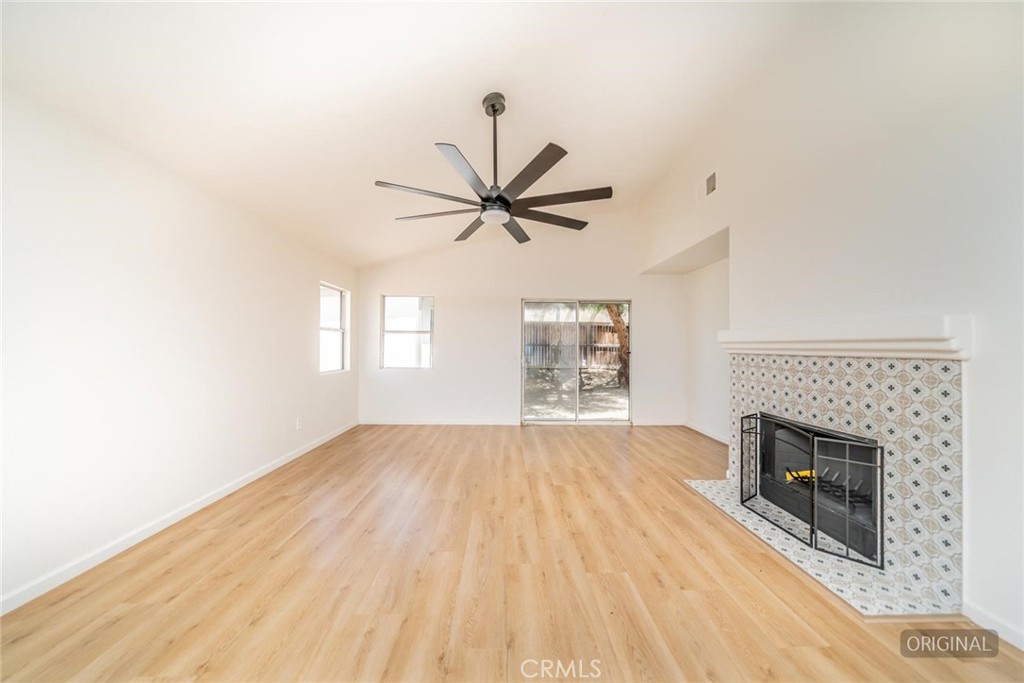 13555 Winewood Property Photo 3