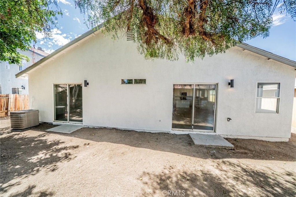 13555 Winewood Property Photo 22