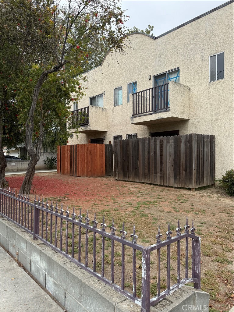 7419 Tampa Property Photo 2