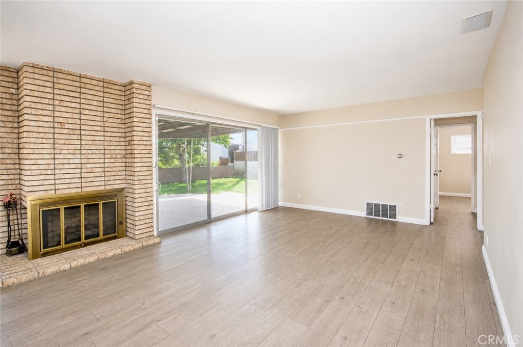 1290 Brightwood Street Property Photo 4