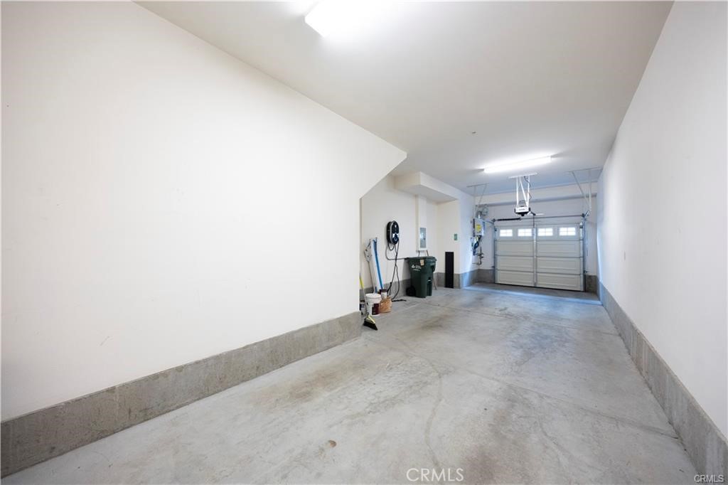 806 E Prommenade C Property Photo 29