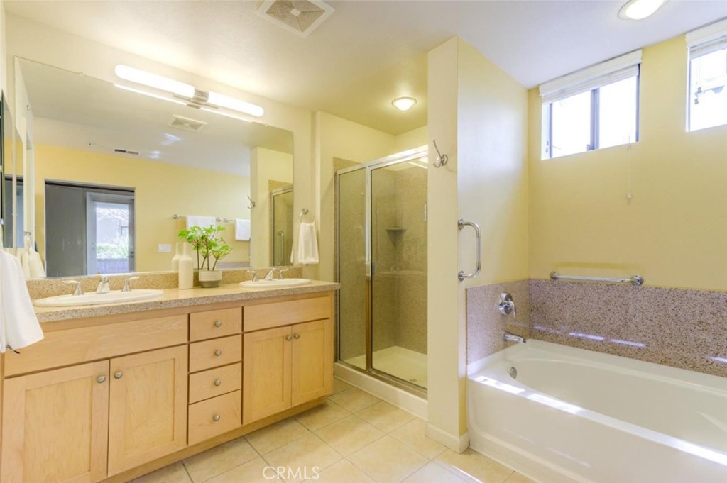 800 N 8th 106 Property Photo 13