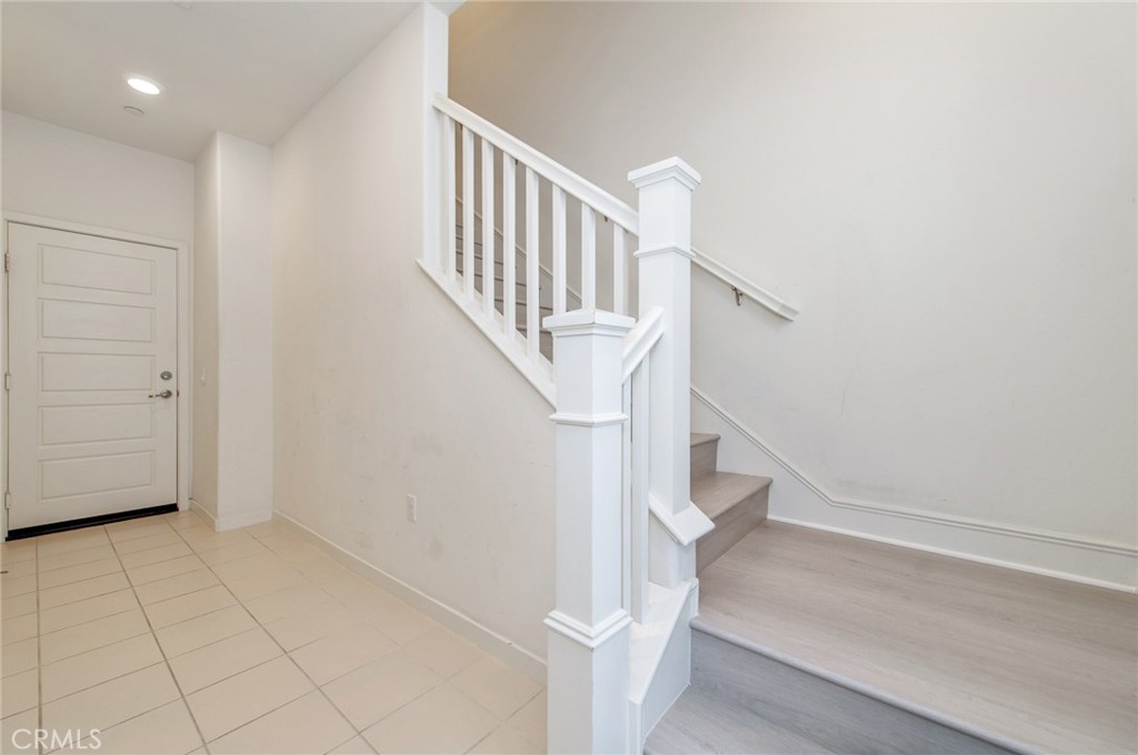 123 Cadence Property Photo 3