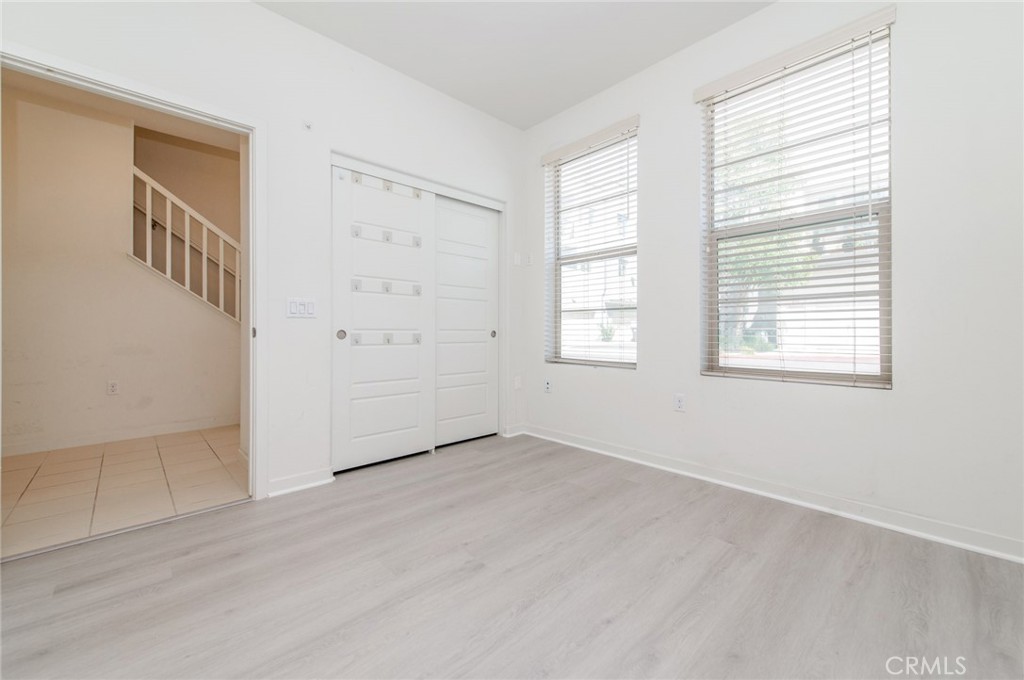 123 Cadence Property Photo 5