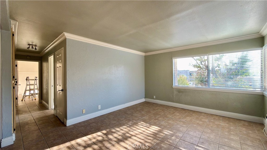 212 S Kraemer Property Photo 5