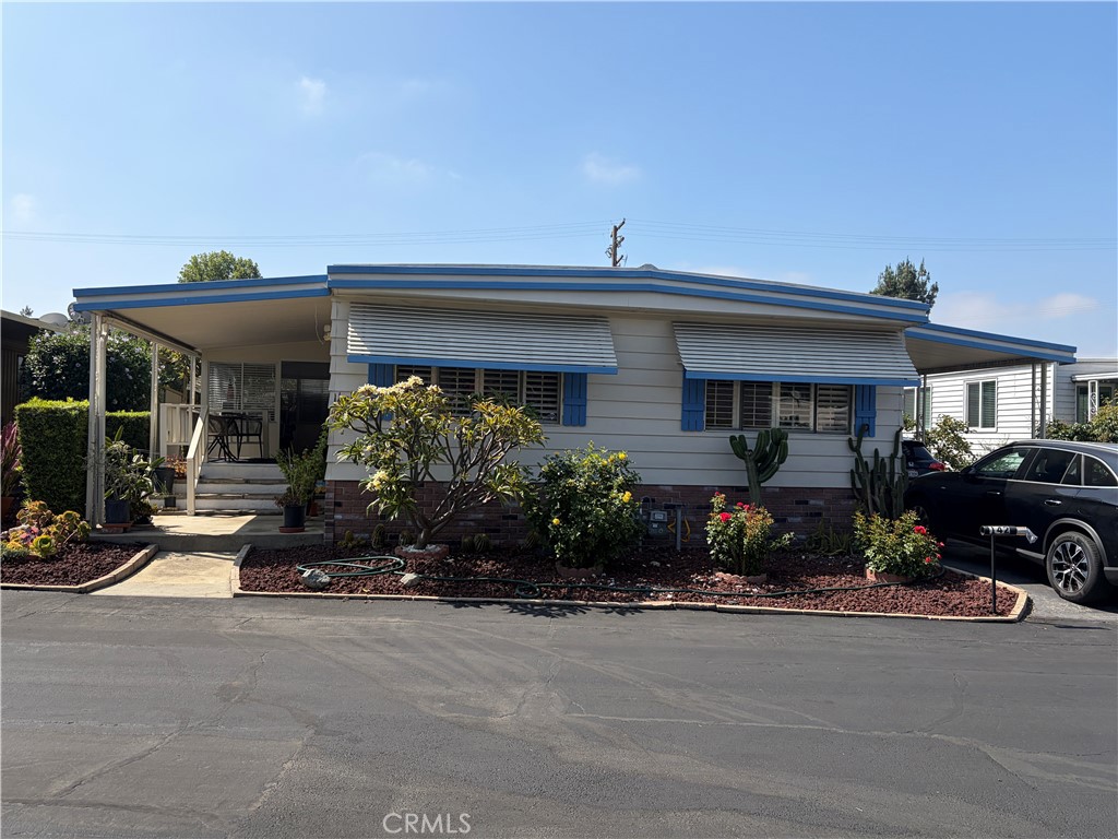 840 E Foothill 142 Property Photo 1