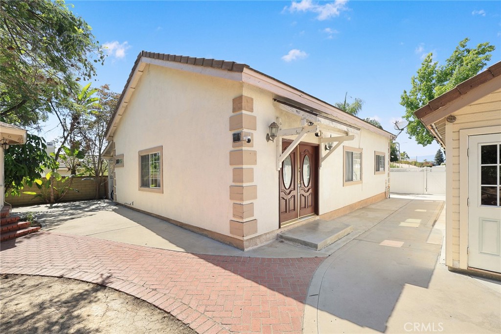19742 19748 Castlebar Drive Property Photo 43