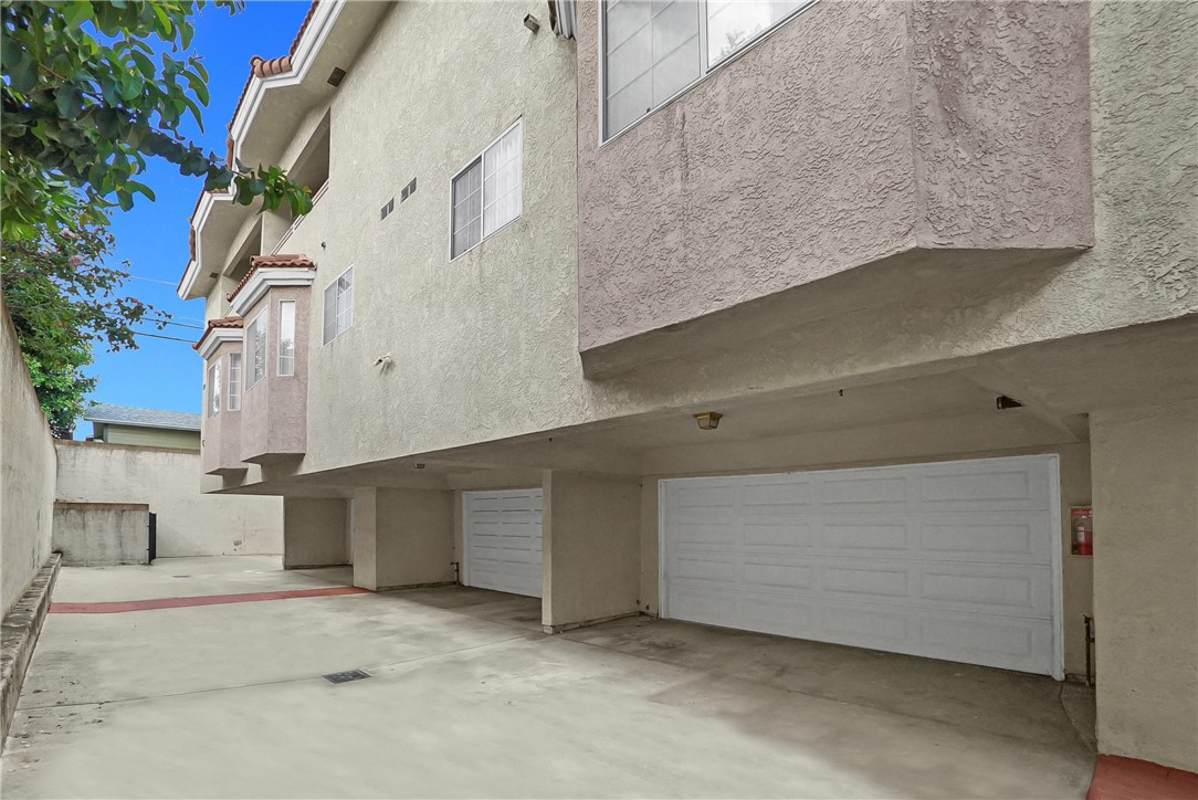 821 N Garfield Avenue 3 Property Photo 13