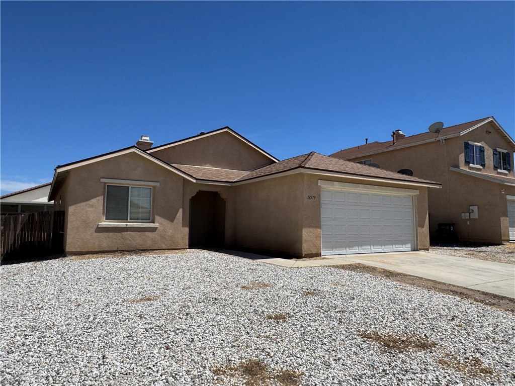 13579 Winewood Property Photo 4
