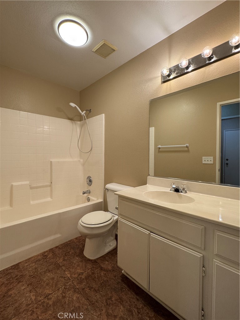 13579 Winewood Property Photo 18