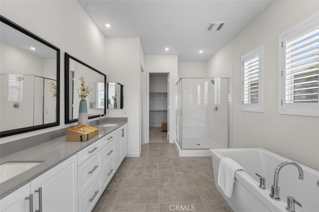 15849 Butterfly Property Photo 19