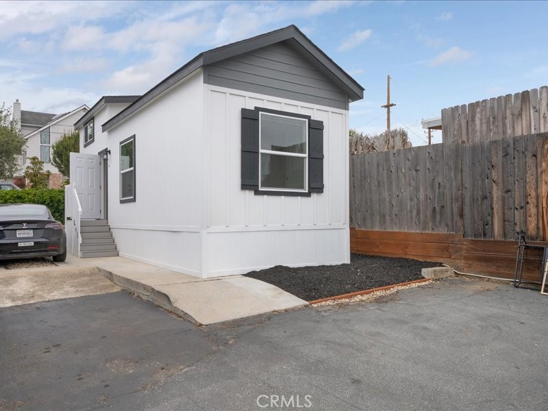 1477 Grand Ave 9 Property Photo 1