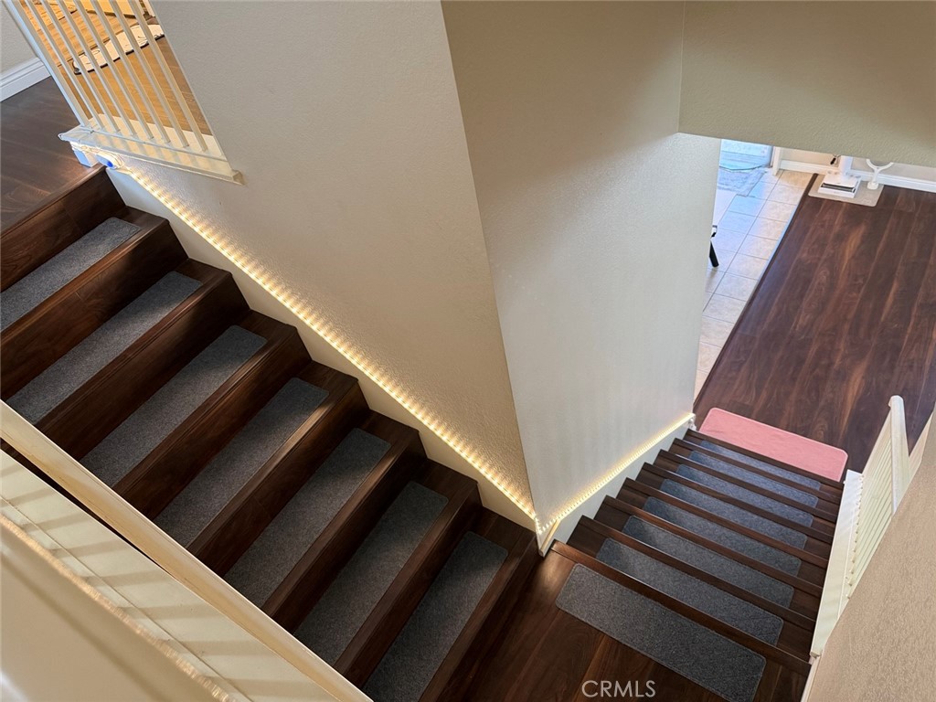 1536 Evans Avenue Property Photo 8