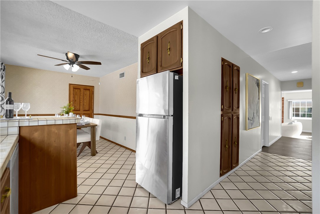 151 E Wistaria Property Photo 14