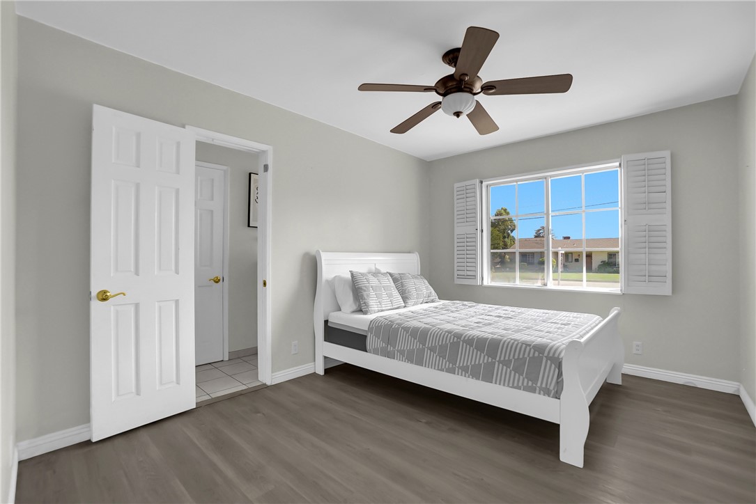 151 E Wistaria Property Photo 22