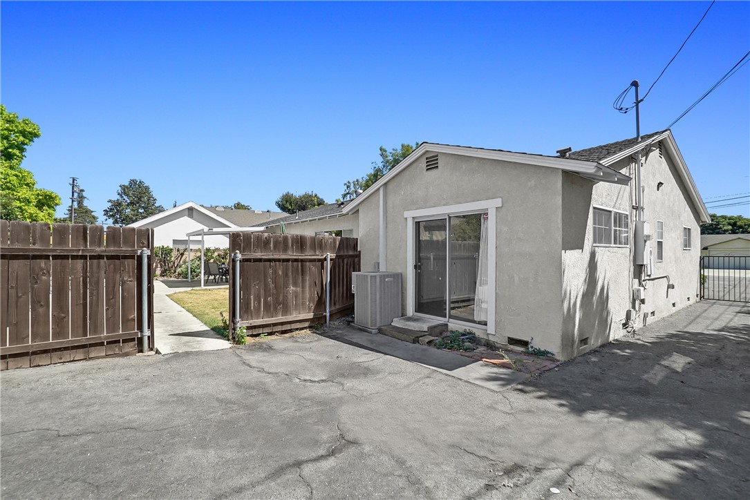 151 E Wistaria Property Photo 36