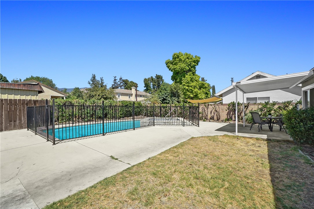 151 E Wistaria Property Photo 38