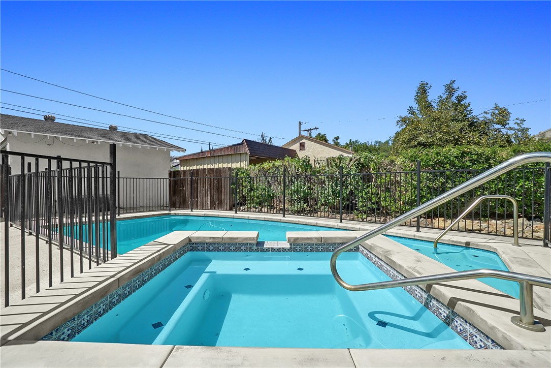 151 E Wistaria Property Photo 42