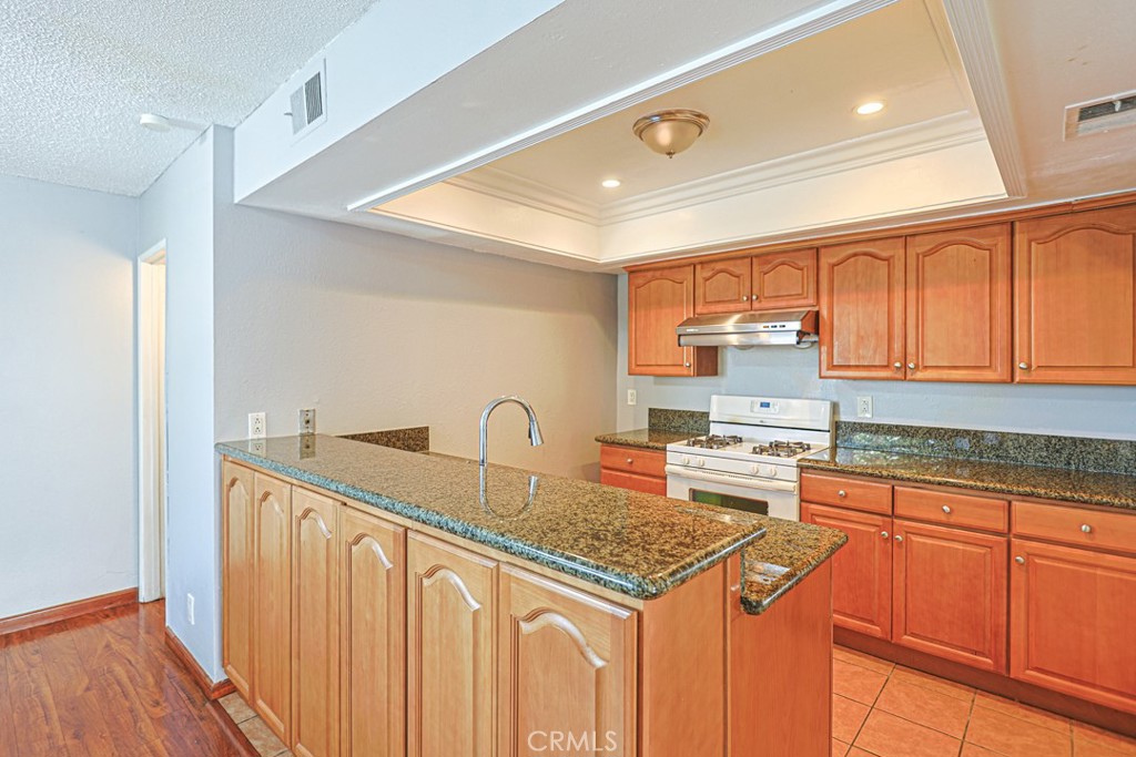 332 Pomelo Avenue B Property Photo 11