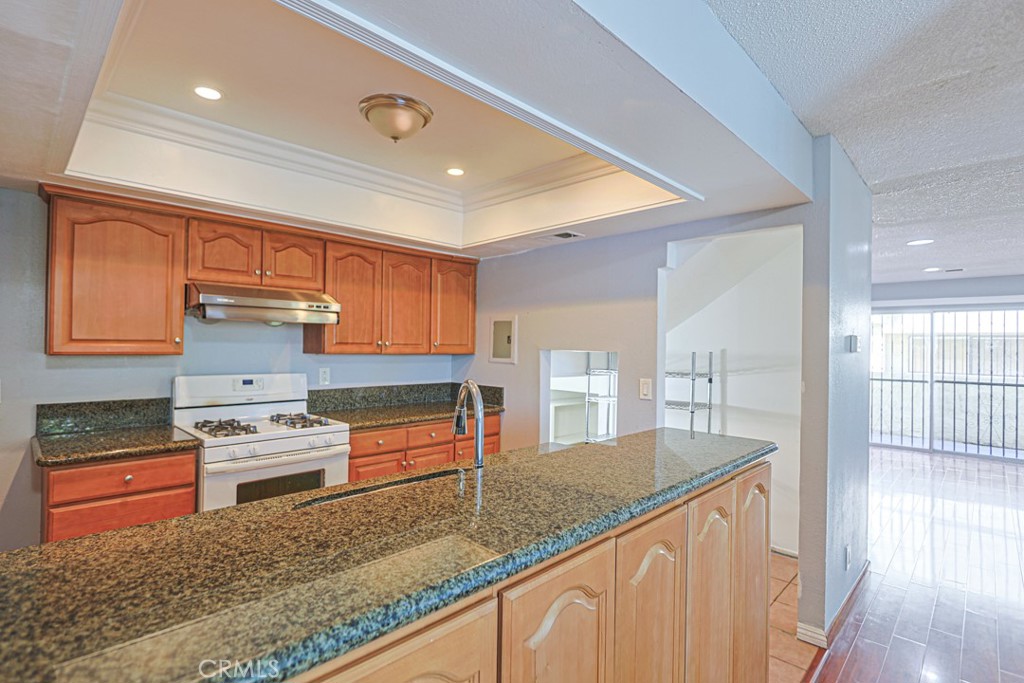 332 Pomelo Avenue B Property Photo 15