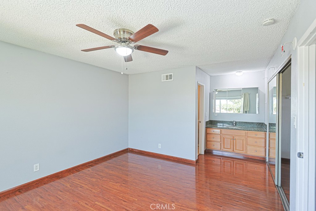 332 Pomelo Avenue B Property Photo 24