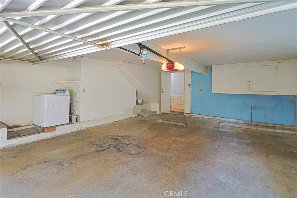 332 Pomelo Avenue B Property Photo 31