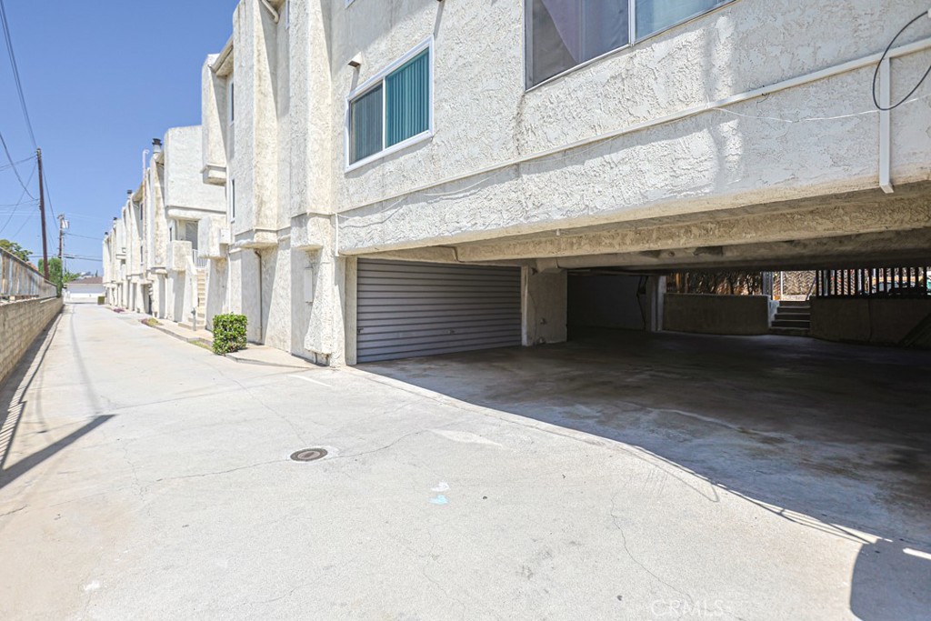 332 Pomelo Avenue B Property Photo 34