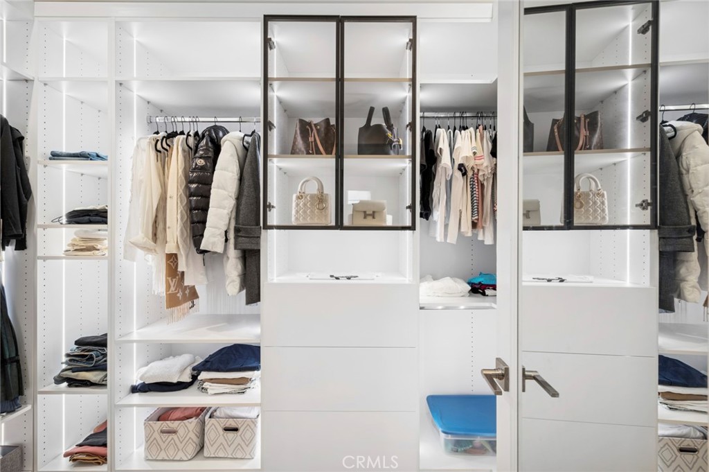 138 Biome Property Photo 25