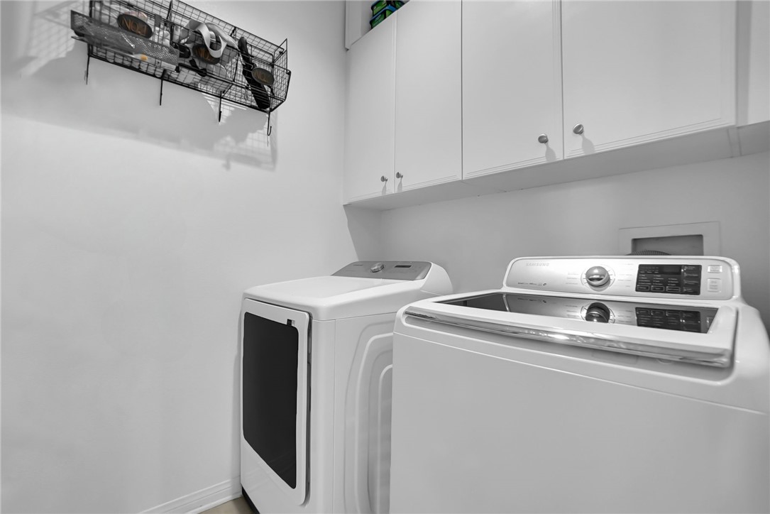 8364 Edgewood St Property Photo 41