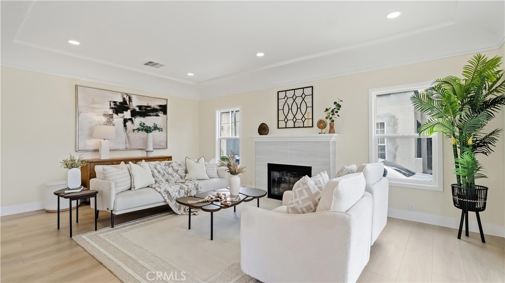 5513 S Mullen Property Photo 3