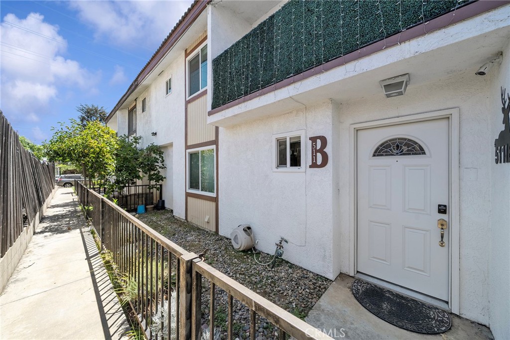511 N Mcpherrin Avenue B Property Photo 3