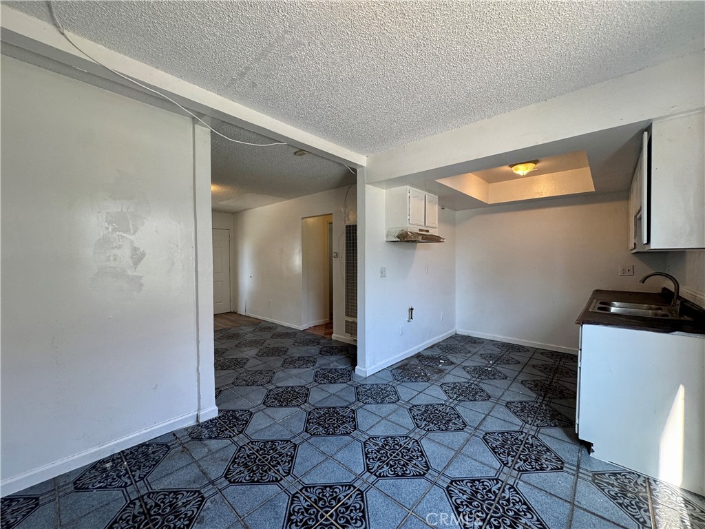 2230 Wall Street 1 Property Photo 2