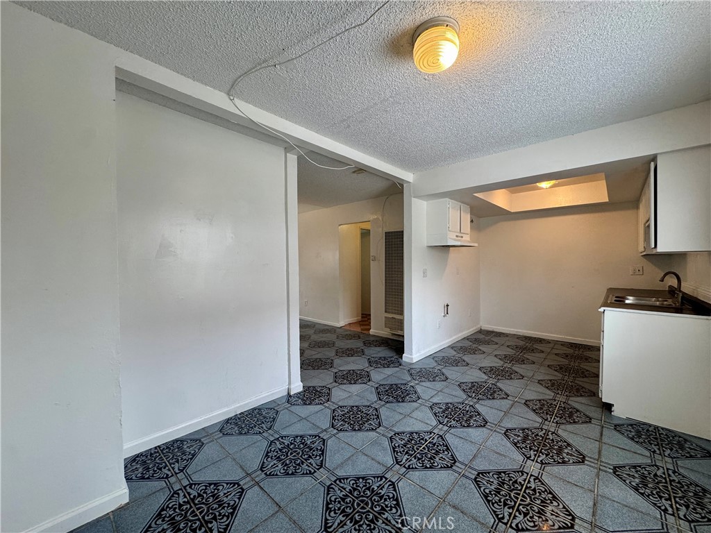 2230 Wall Street 1 Property Photo 2