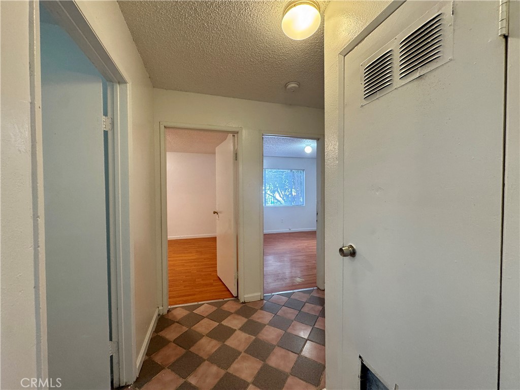 2230 Wall Street 1 Property Photo 4