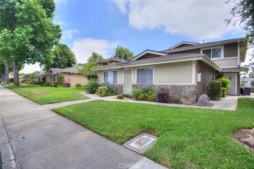 2368 Pepper Property Photo 1