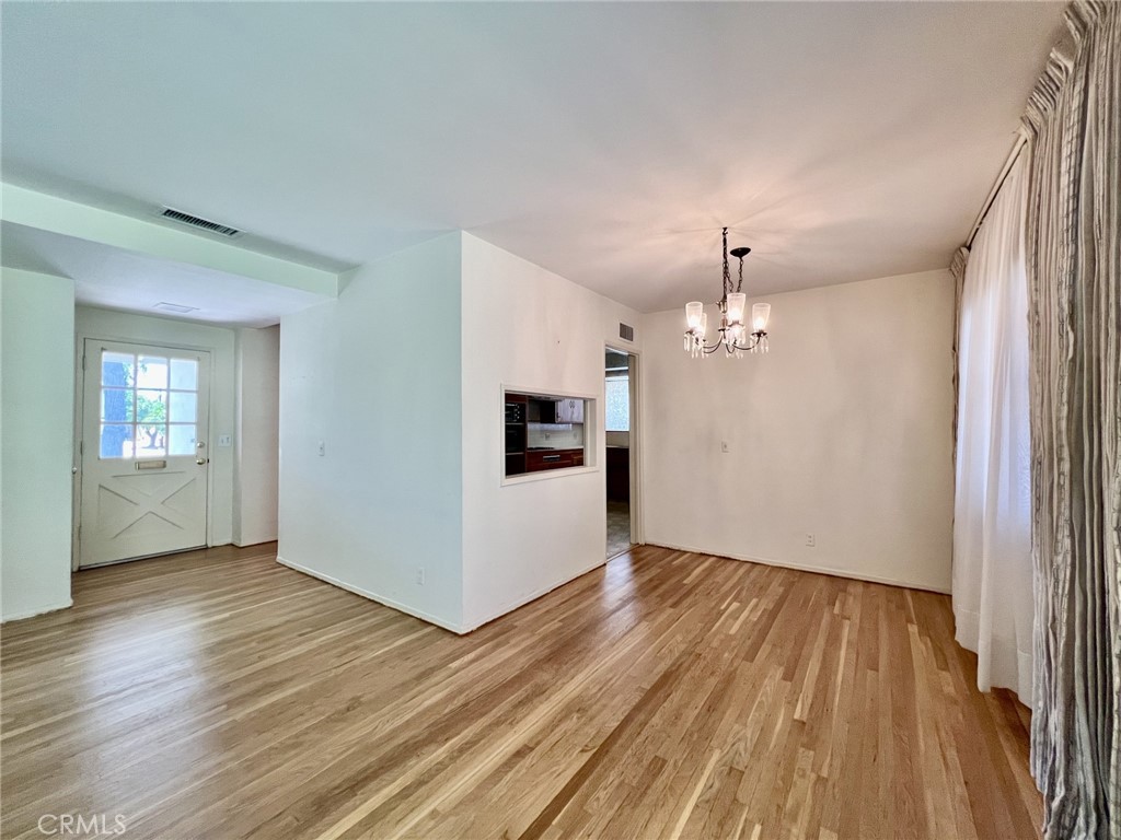 2408 S 8th Avenue Property Photo 5