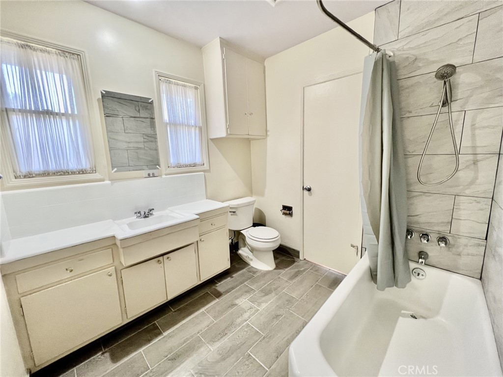 2408 S 8th Avenue Property Photo 12