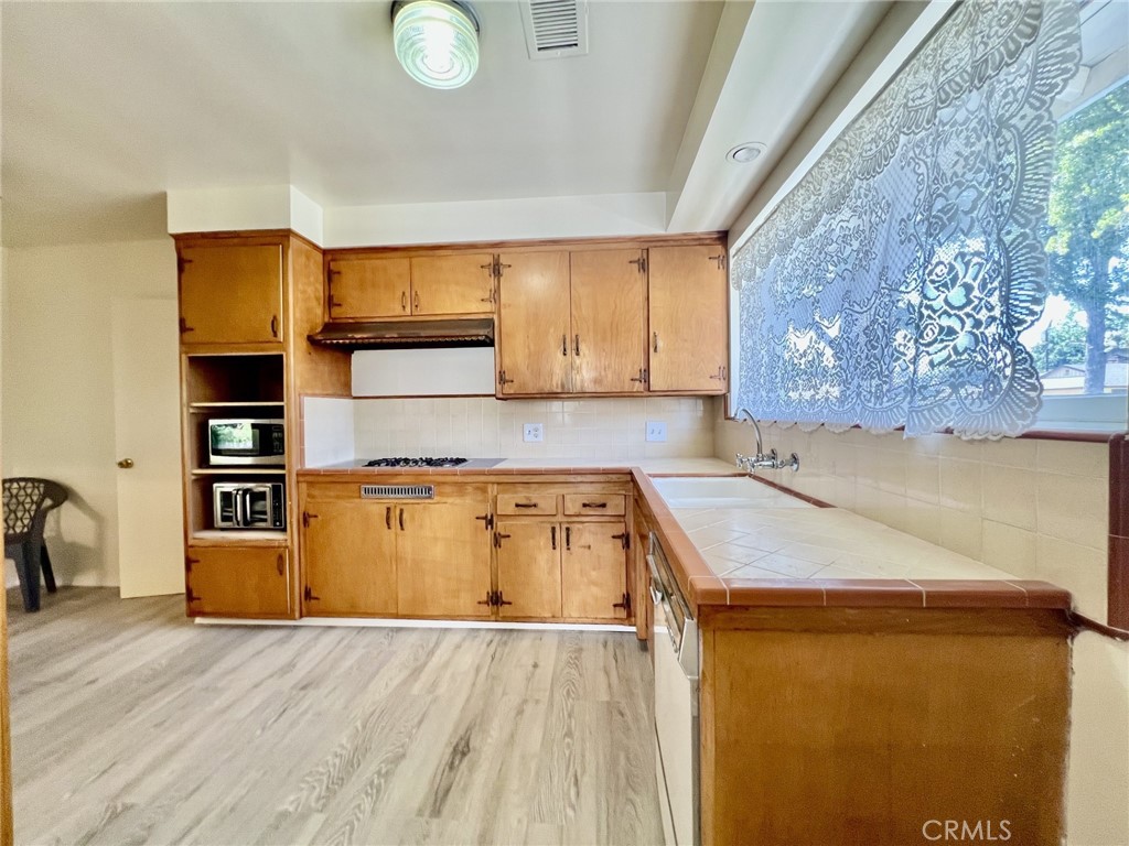 2408 S 8th Avenue Property Photo 20