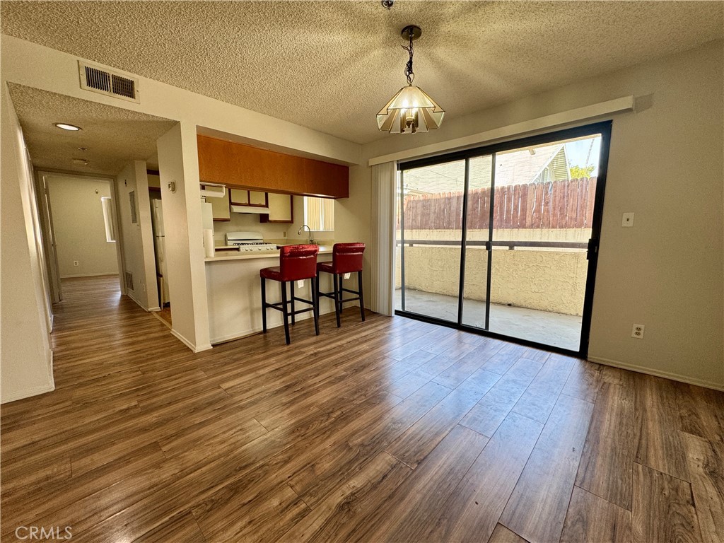 987 E Del Mar Boulevard 9 Property Photo 2