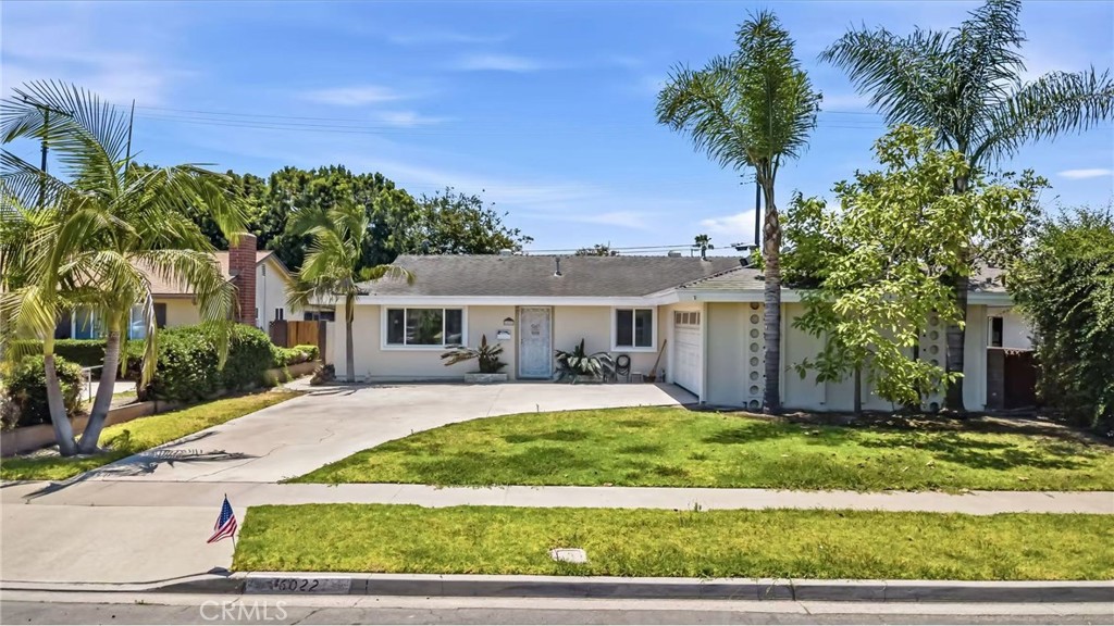 6022 Santa Barbara Property Photo 1
