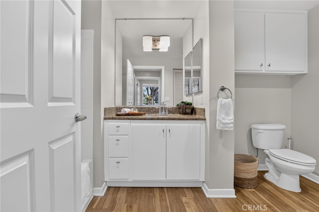 160 S Hudson Avenue 111 Property Photo 22