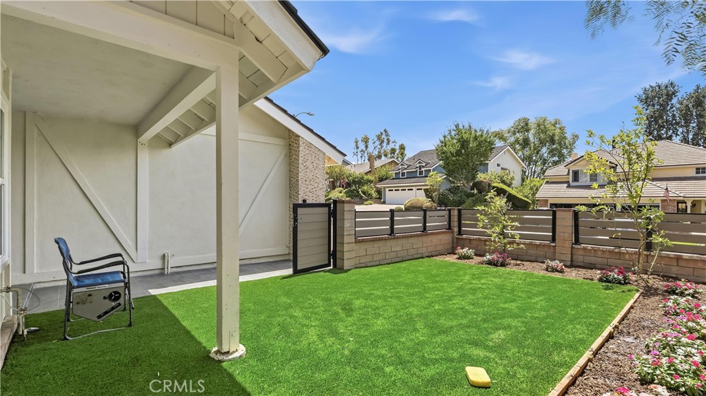 25555 Fallenwood Property Photo 7
