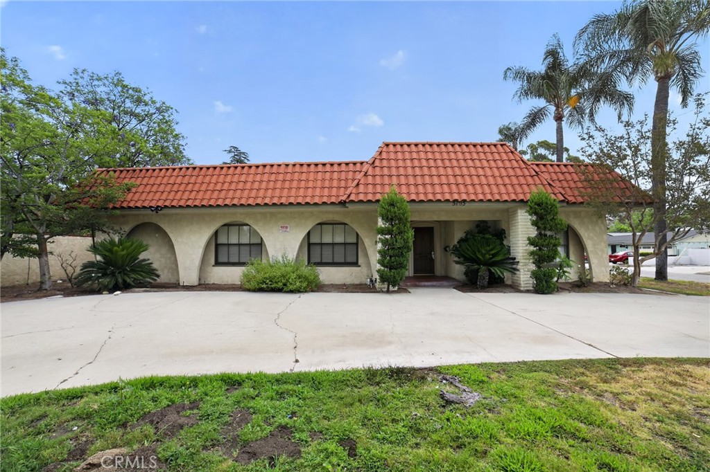 3105 Pepper Tree Property Photo 1