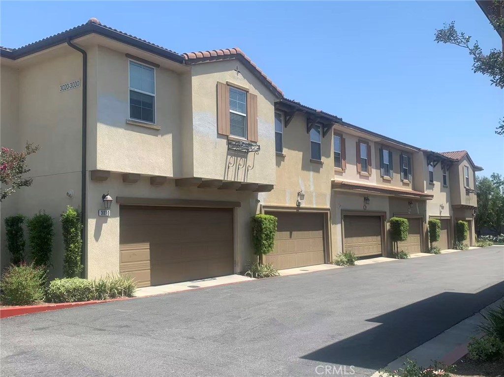 3022 E Via Fiano Property Photo 2