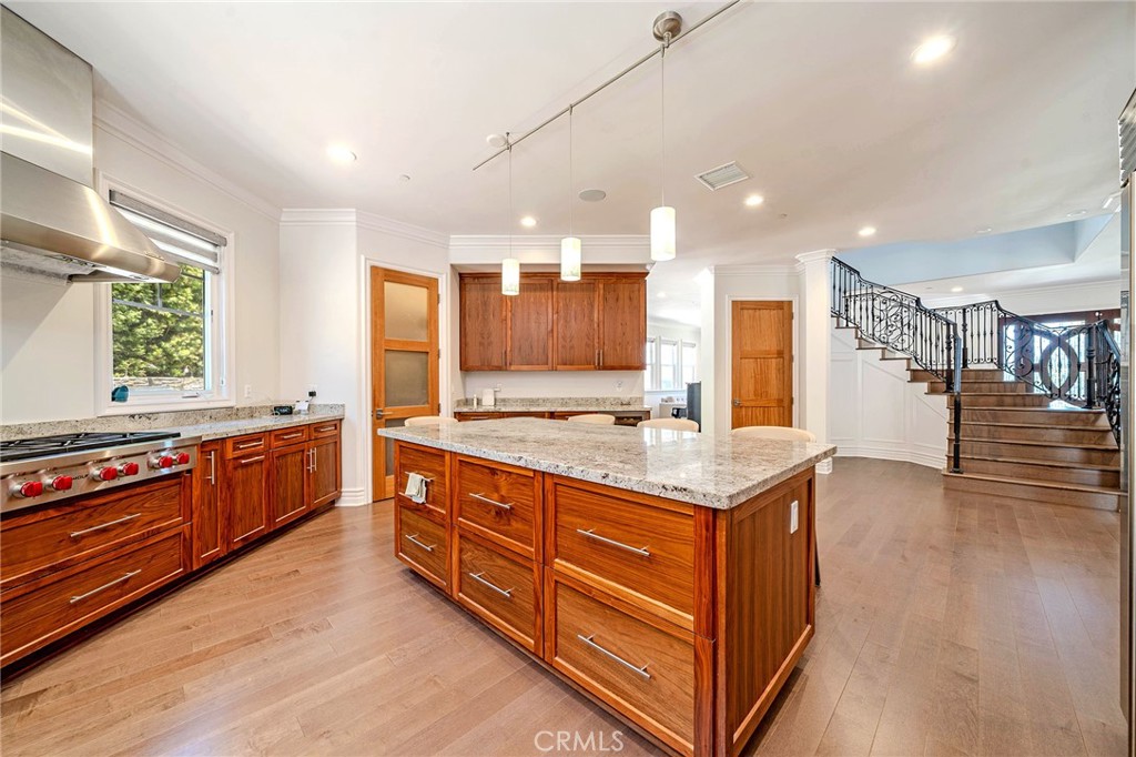 1217 Olive Property Photo 5