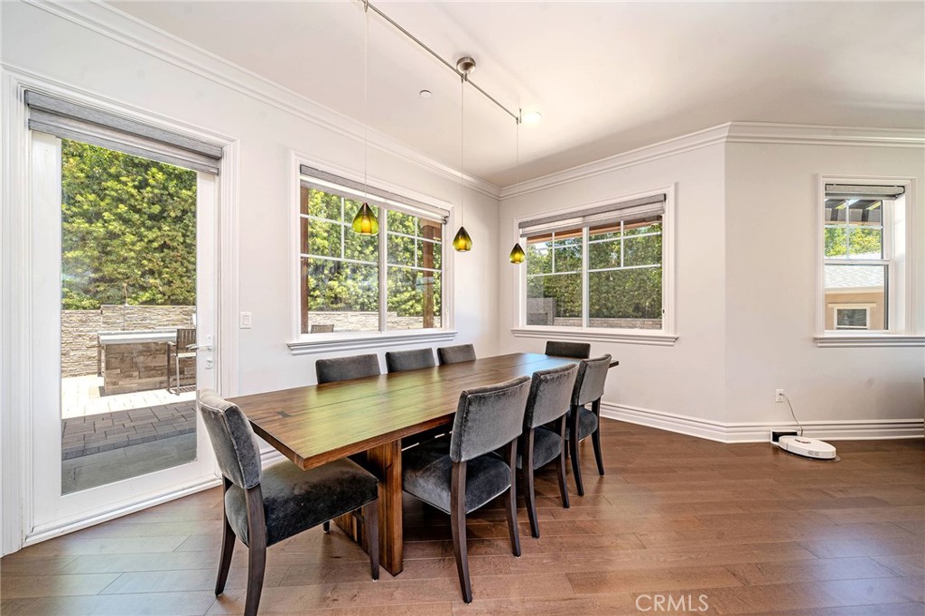 1217 Olive Property Photo 6