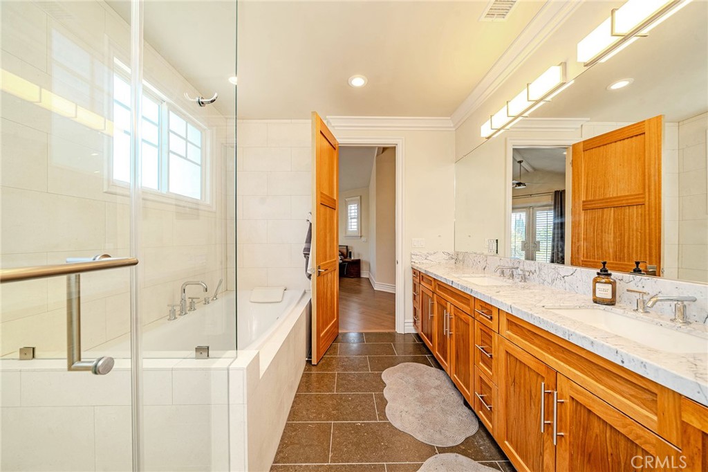 1217 Olive Property Photo 17