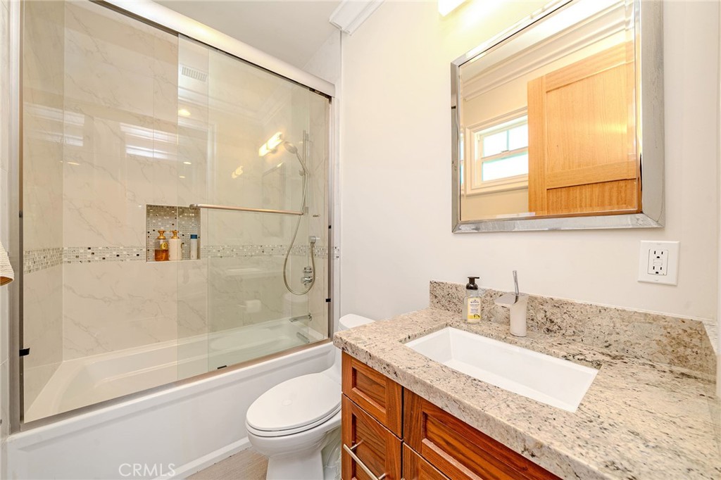 1217 Olive Property Photo 22